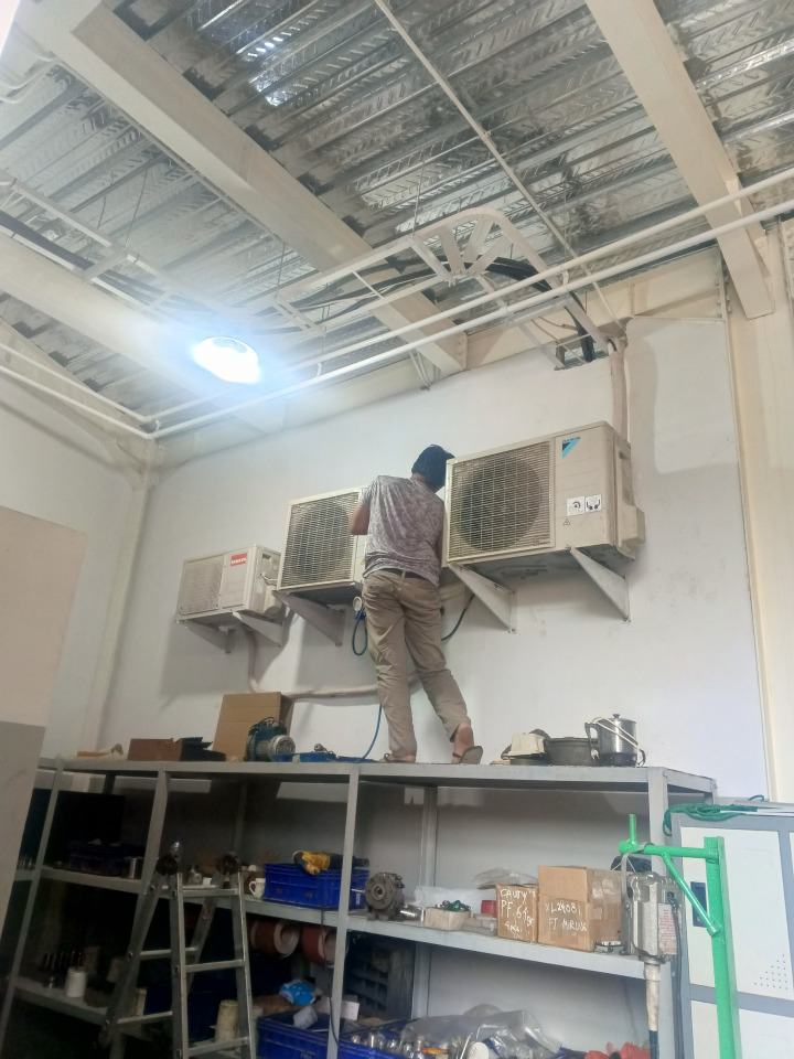 ac cleaning service indoor